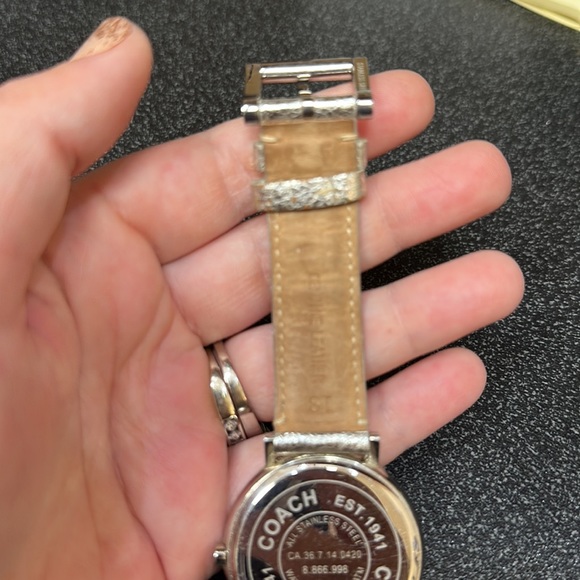 Coach watch - Picture 9 of 10